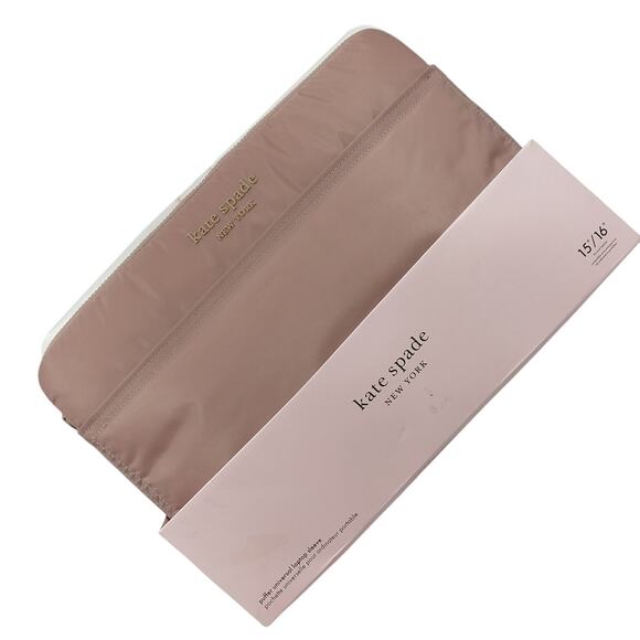NWT! KATE SPADE! GORGEOUS CHAMPAGNE PINK NYLON PADDED LAPTOP CASE! 15"-16" - Picture 1 of 10